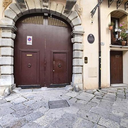 Iflat Agli Archetti Del Centro Apartamento Palermo Exterior foto