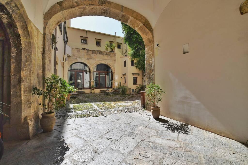 Iflat Agli Archetti Del Centro Apartamento Palermo Exterior foto